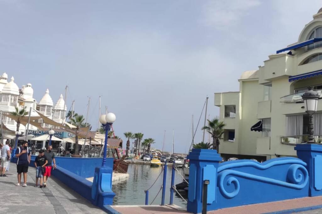 Isla De Levante - Puerto Marina, Benalmadena